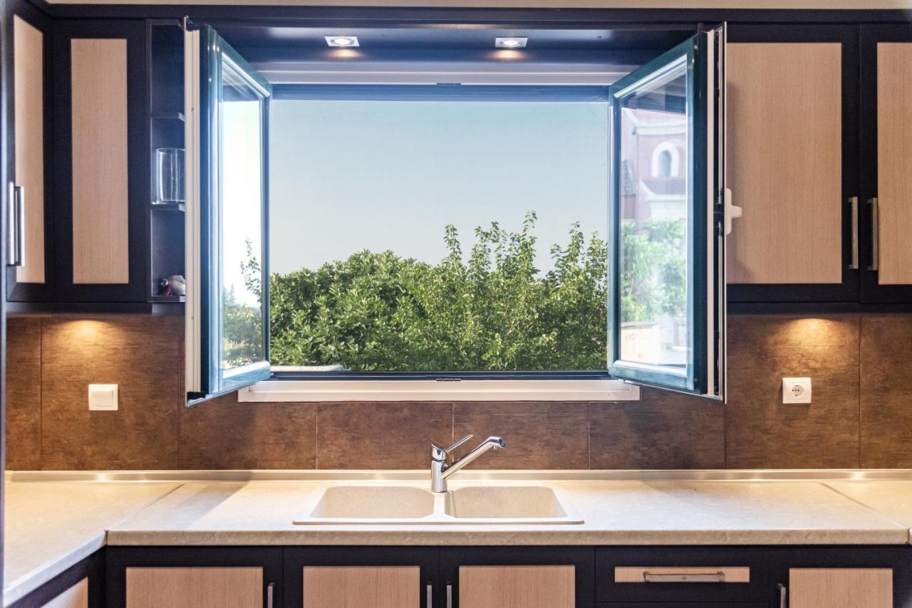 Southern Vacation House Лефкими Екстериор снимка
